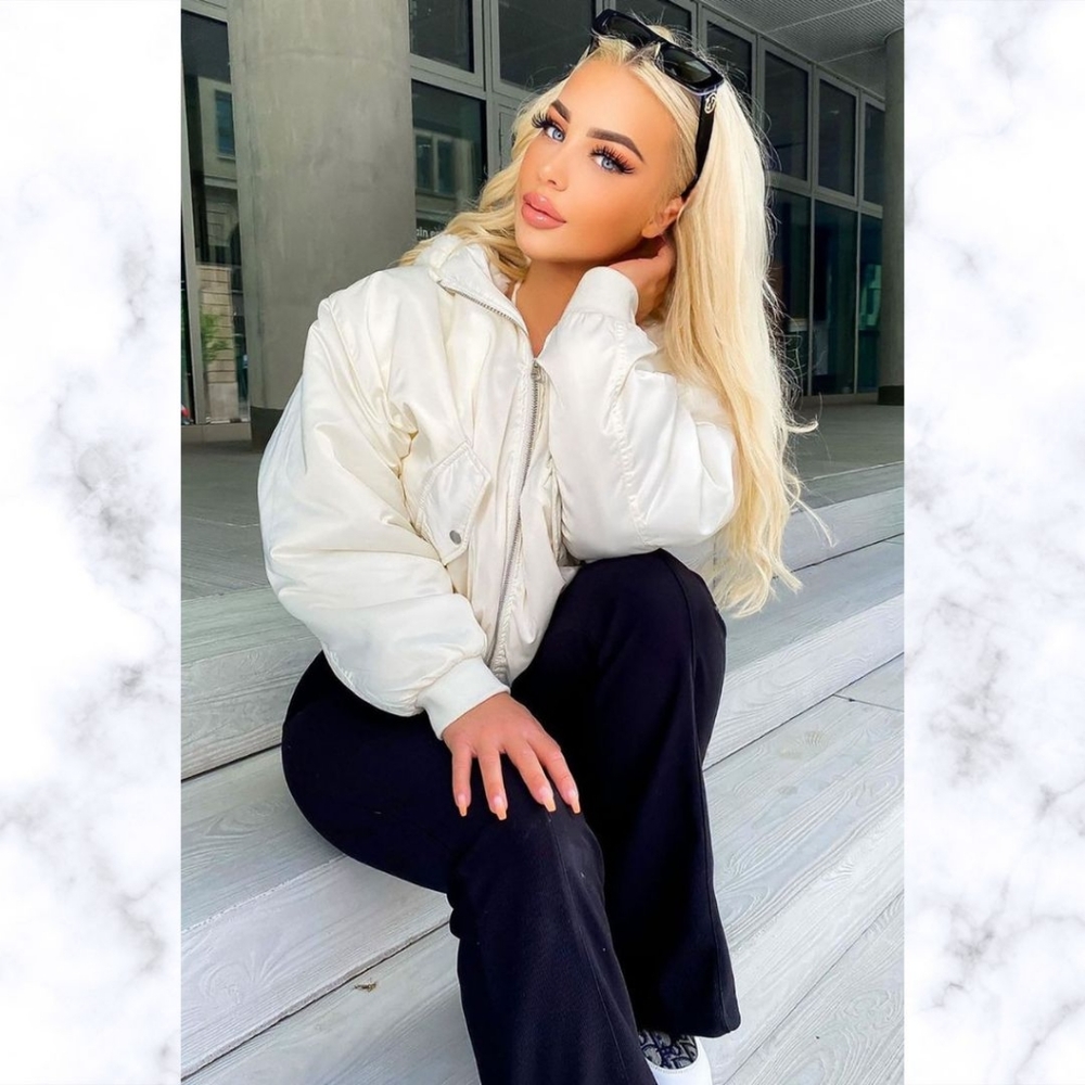 30. No Drama Here Bomber - Ivory XL